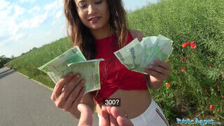 Jade Presley 300 euróért dugható - Public Agent - Pornos.hu