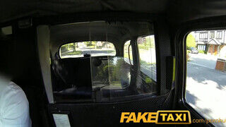 FakeTaxi - segg lyukba élvezés kufircolás után - Pornos.hu