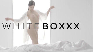 White Boxxx - Ginebra Bellucci gyönyörű kefélése - Pornos.hu