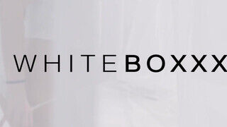 WhiteBoxxx - Emily Cutie erotikus kupakolása - Pornos.hu