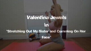 Valentina Jewels a izgató dél amerikai húgi - Pornos.hu