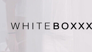 WHITEBOXXX - Vinna Reed a csöcsös szőke - Pornos.hu
