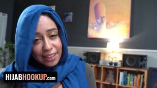 Hijab Hookup - ez az arab szuka ribi jól tud szeretkezni