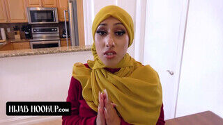 Hijab Hookup - Jógázó arab fiatalasszony megdolgozva - Pornos.hu