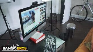 BANGBROS - Japán webcam modell és a barátja - Pornos.hu