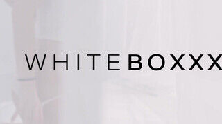 WHITEBOXXX - Shrima Malati lovagol a faszon - Pornos.hu
