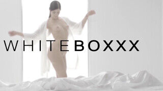 White Boxxx - Lena Reif imád elélvezni - Pornos.hu