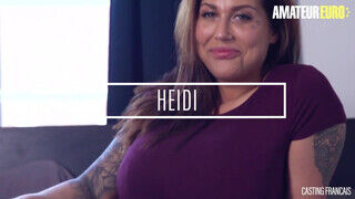 Heidi Van Horny a szexy csöcsös kiscsaj cuncija rettentően bekúrva - Pornos.hu