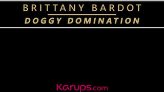 Brittany Bardot a perverz szöszi milf fenék nyílásba kefélve - Pornos.hu