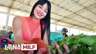 Sofia Galindo forró latina fenekét keményen megdugják szaftos pinusban