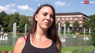 Német turista nőci kültéri anális kupakolása